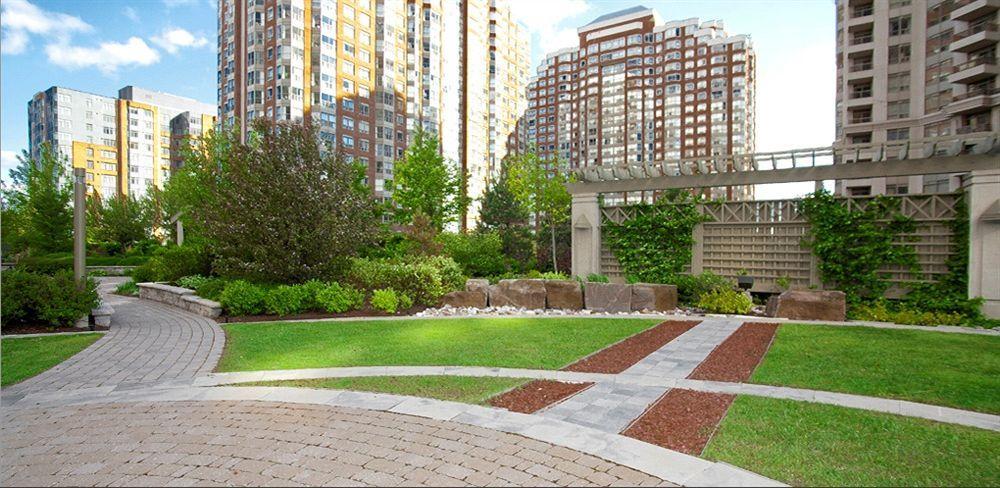 Downtown Mississauga Executive Suites Sq1 Exterior foto
